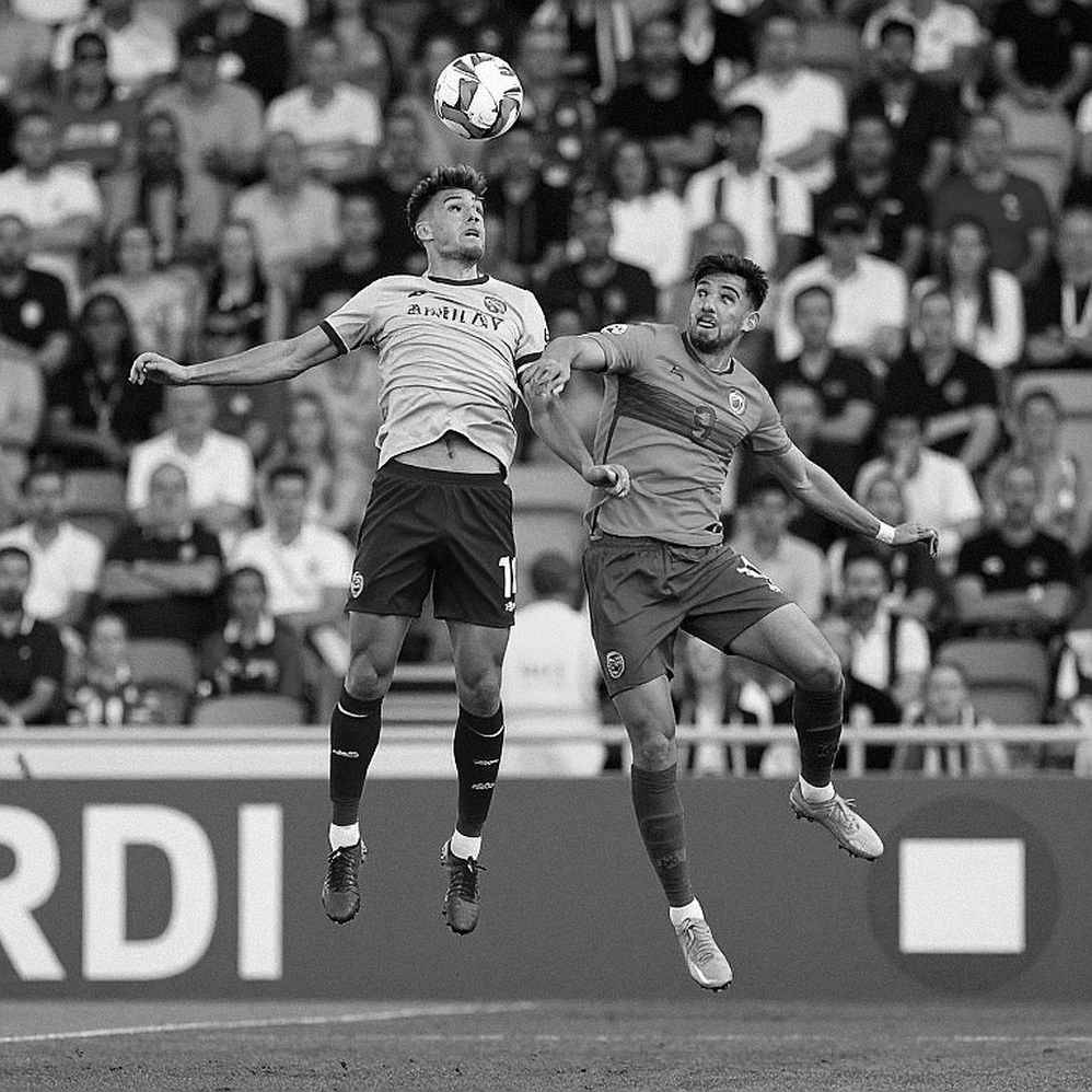 Sacombank vào V-League 2 và Cúp Quốc gia: tiền đã đổ, hệ thống vẫn chờ