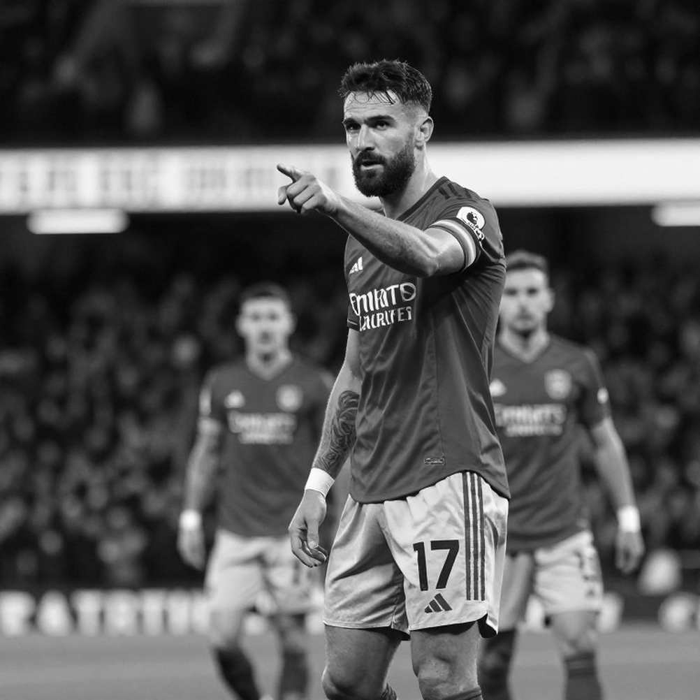 Hai hậu vệ biên, một vết nứt: Bản đồ khủng hoảng nhân sự của Manchester United trước chuyến đi Madrid
