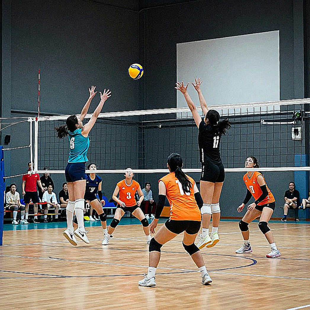 Istanbul: Thổ Nhĩ Kỳ vô địch châu Âu dù thua tổng điểm 93-103 Istanbul: Thổ Nhĩ Kỳ vô địch châu Âu dù thua tổng điểm 93-103