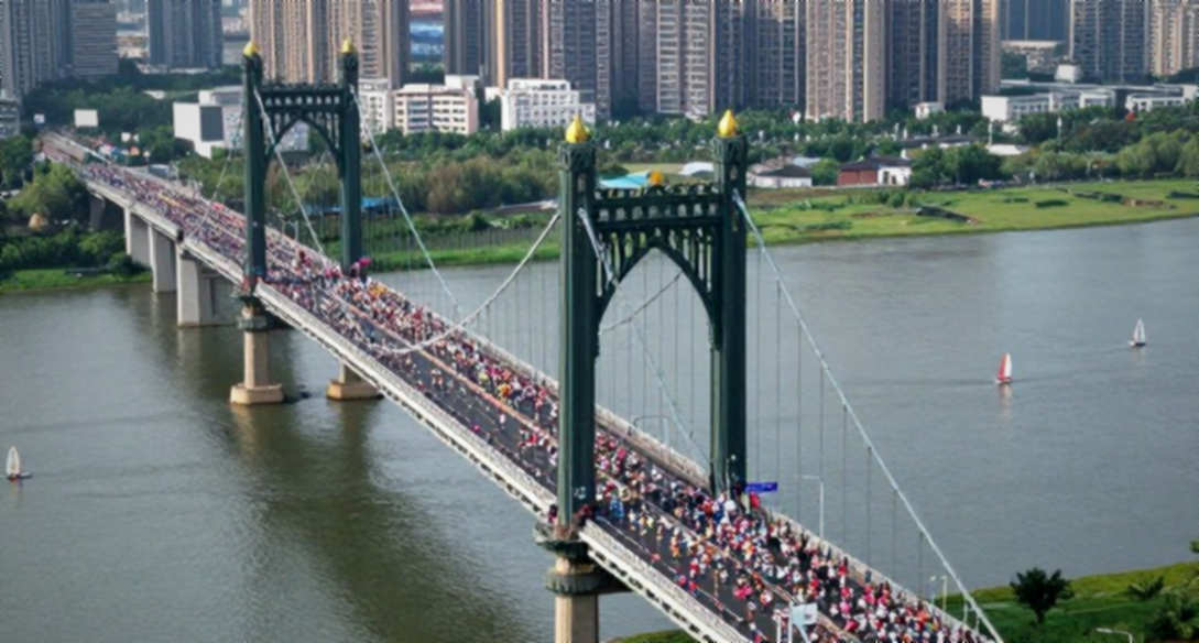 Budapest và 150.000 USD: Khi Usain Bolt đứng trước cuộc cách mạng tiền thưởng của điền kinh thế giới