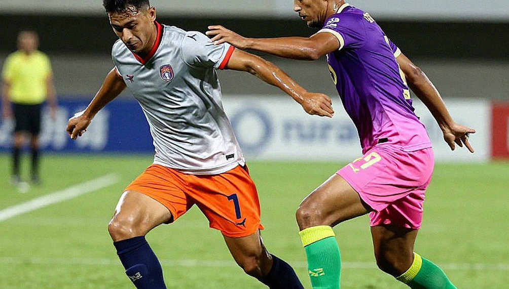Cardinale vào Al-Nassr: Khi dòng vốn dầu mỏ tìm đường rút khỏi sân cỏ Saudi Cardinale vào Al-Nassr: Khi dòng vốn dầu mỏ tìm đường rút khỏi sân cỏ Saudi