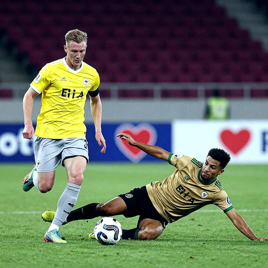 Three Minutes Between a Yellow Card, a Goal and a Red: Saied Abu Farchi's Night in Linz Three Minutes Between a Yellow Card, a Goal and a Red: Saied Abu Farchi's Night in Linz