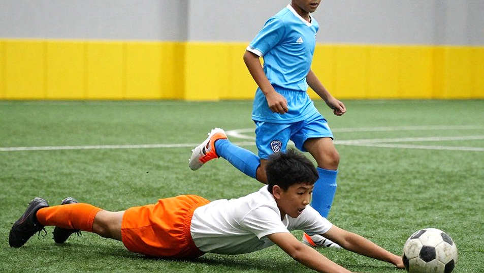 Maracanã và bài học mặt cỏ: Khi sân bóng đá huyền thoại trở thành sân bóng bầu dục
