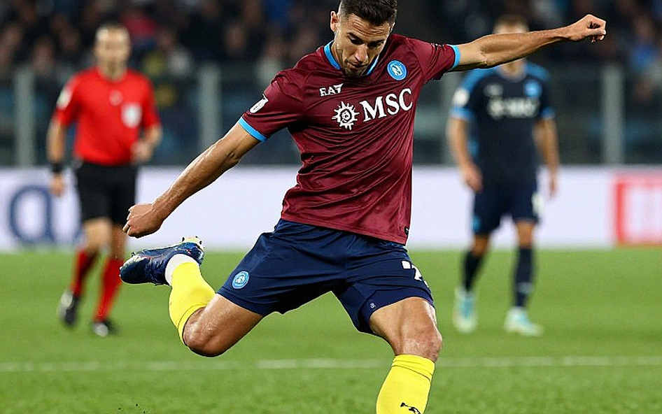 Chuyển nhượng V.League và thị trường không có bảng giá