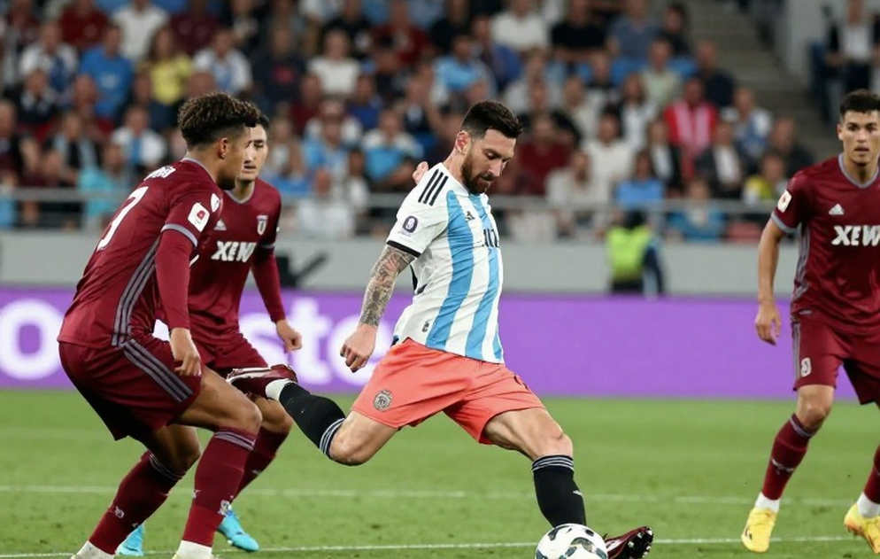 U15 Việt Nam tới Azerbaijan: luật 8v8 viết lại toàn bộ bài toán chiến thuật