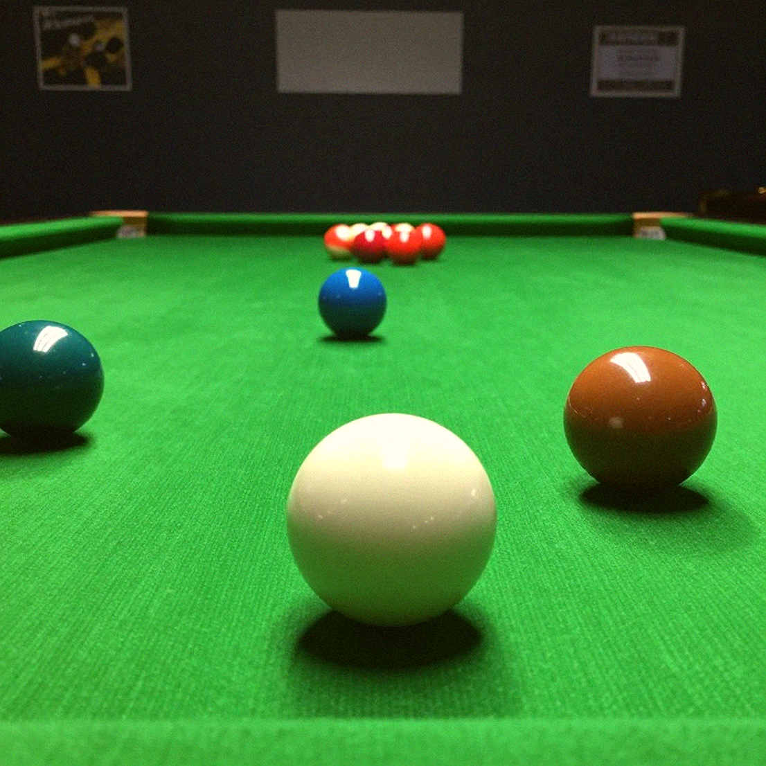 Aaron Hill hạ Antoni Kowalski 4-2 với ba cú century, lấy vé dự Scottish Open